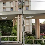 Proche Du Puy De Dome Avec Parking Prive Clermont-Ferrand